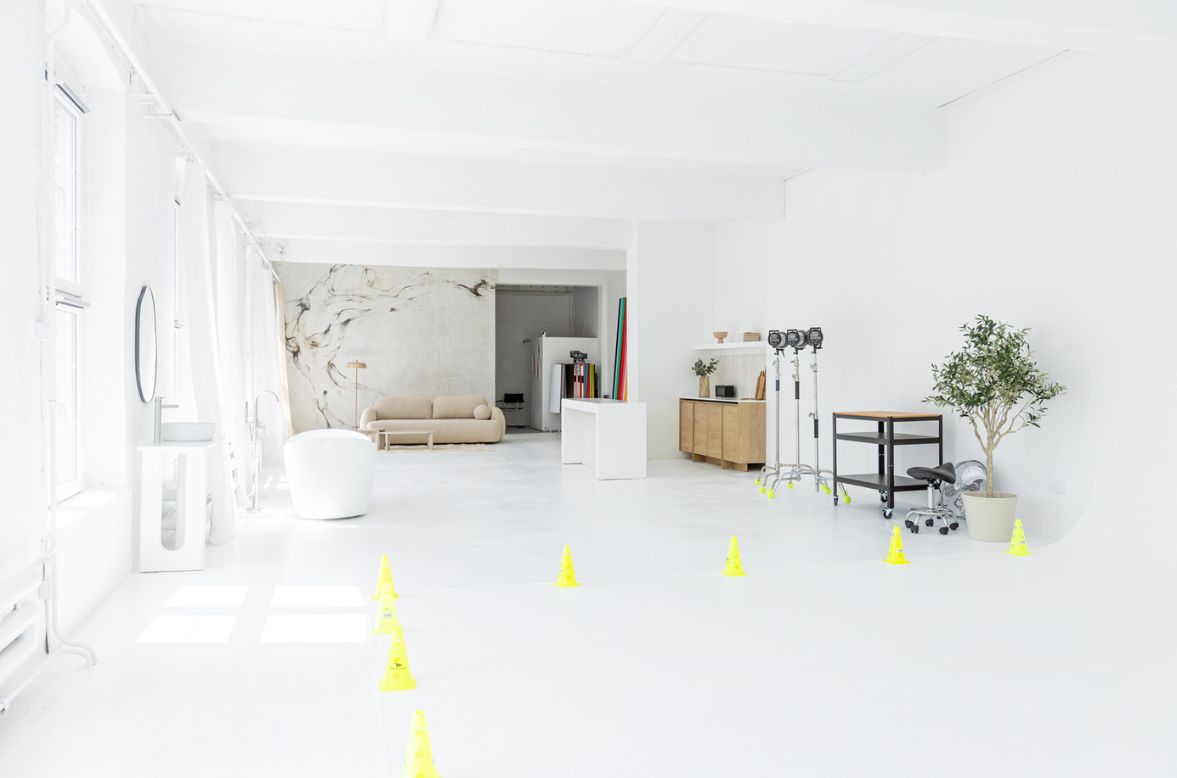 side_pic_kopernika_studio